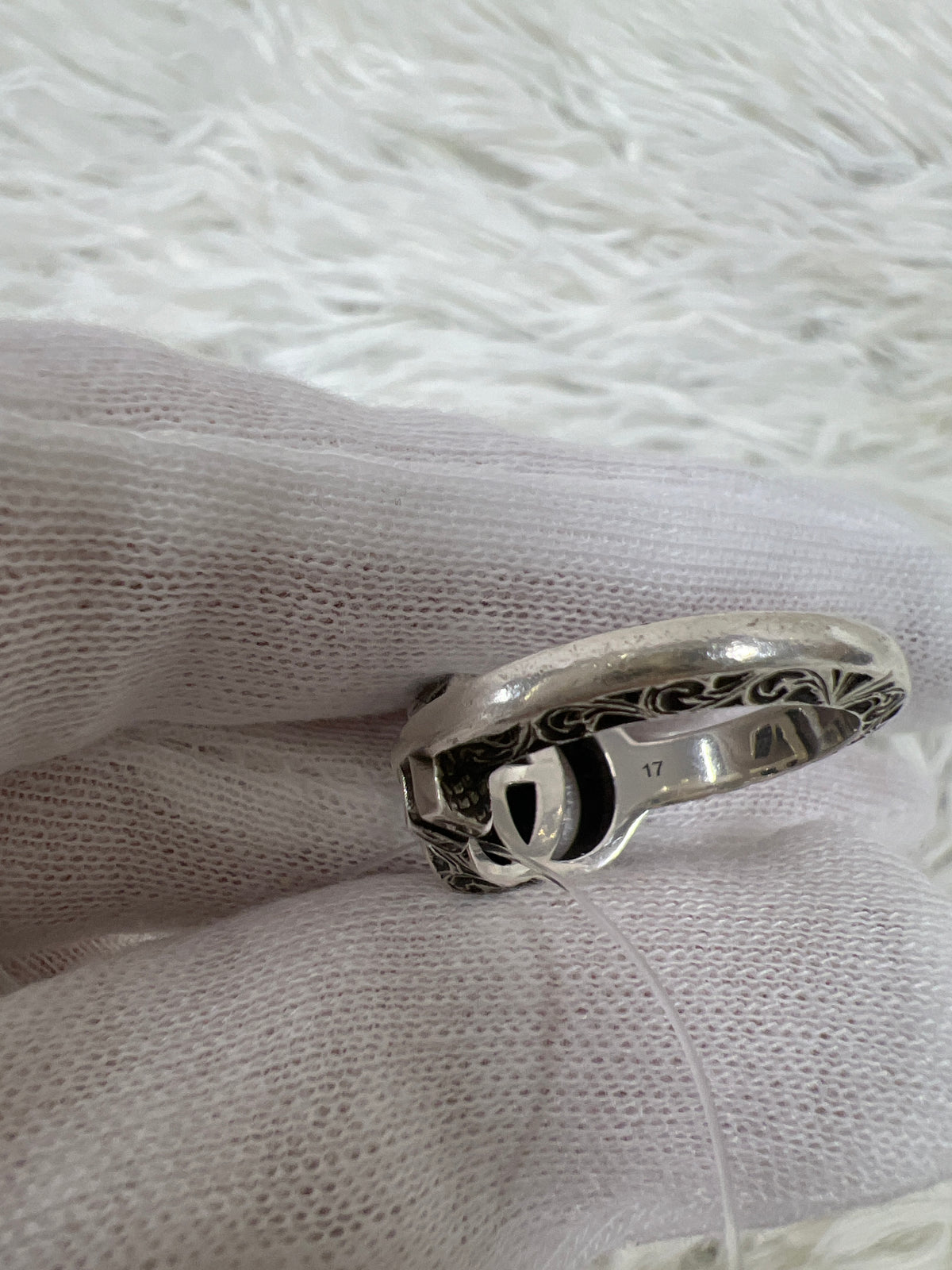 Gucci Silver Small goods A-18176