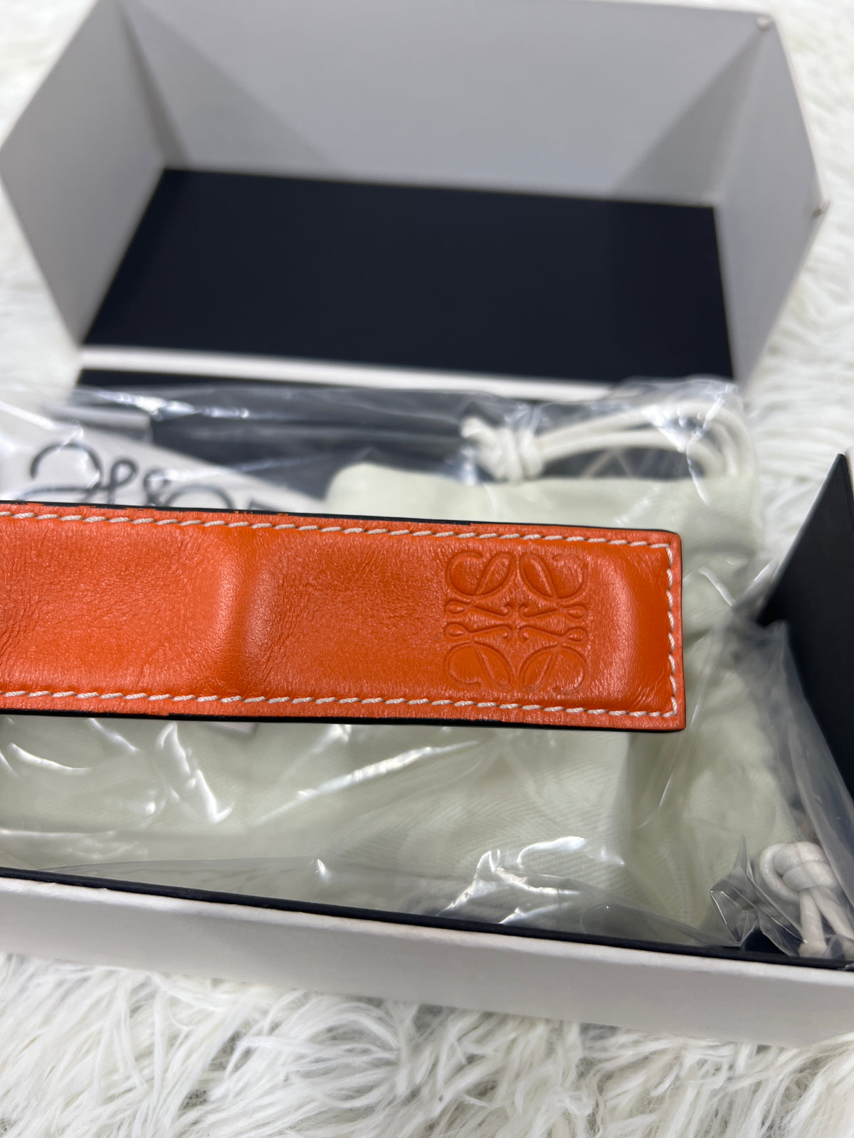 Loewe Orange Small goods A-18229