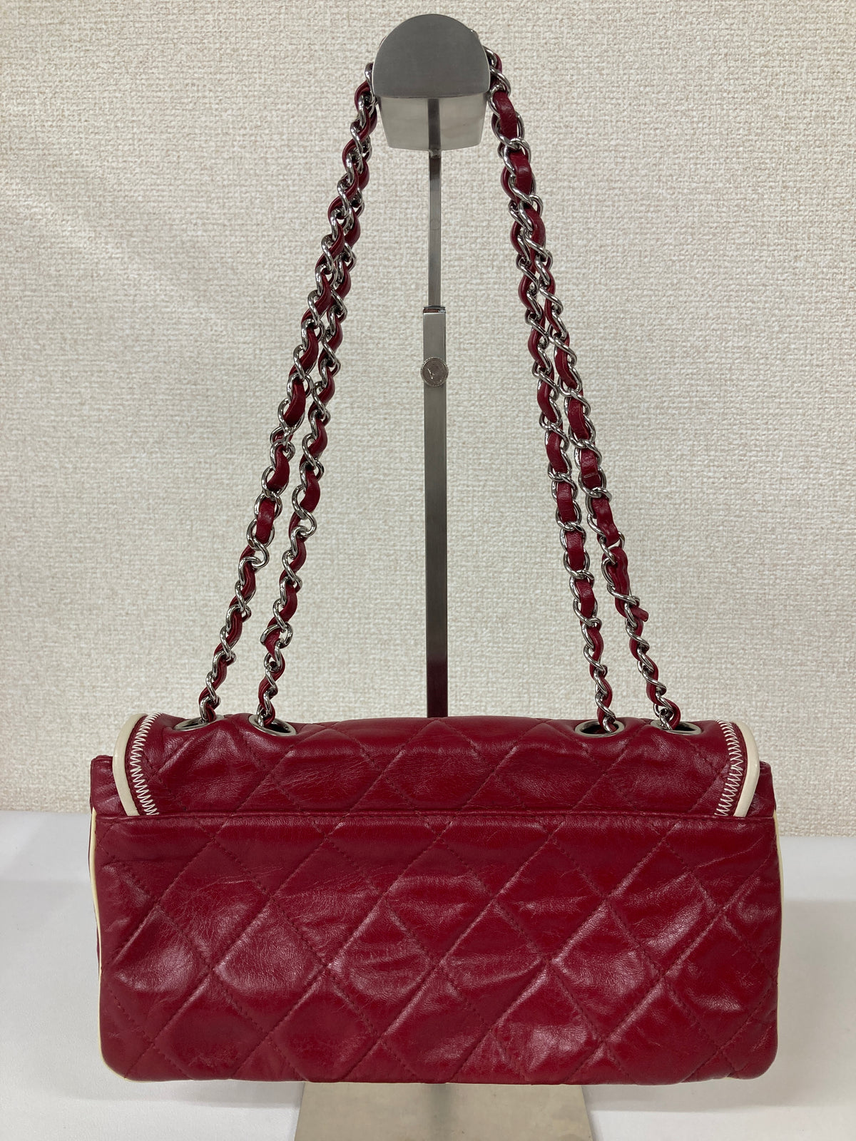 Chanel Red Shoulder Bags A-18245