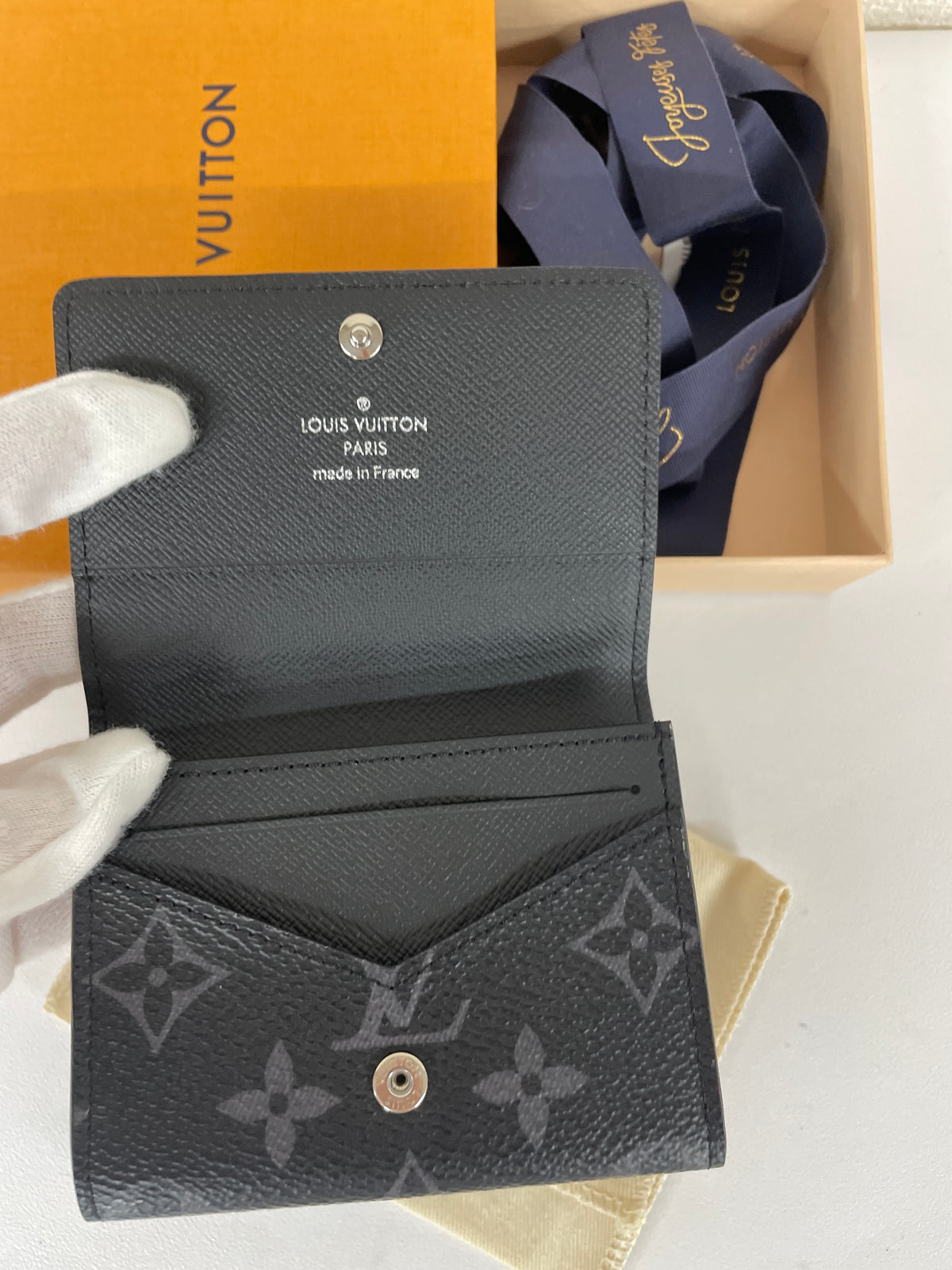 Louis Vuitton Gray Small goods A-18299