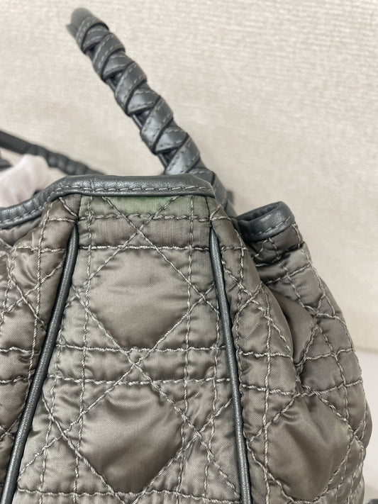 Dior Gray Handle Bags A-18344