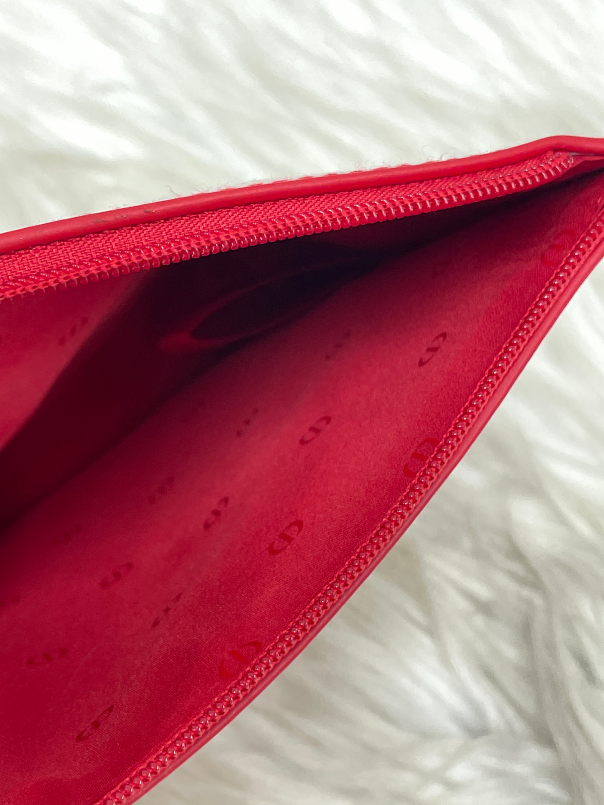 Dior Red Pouches A-18392
