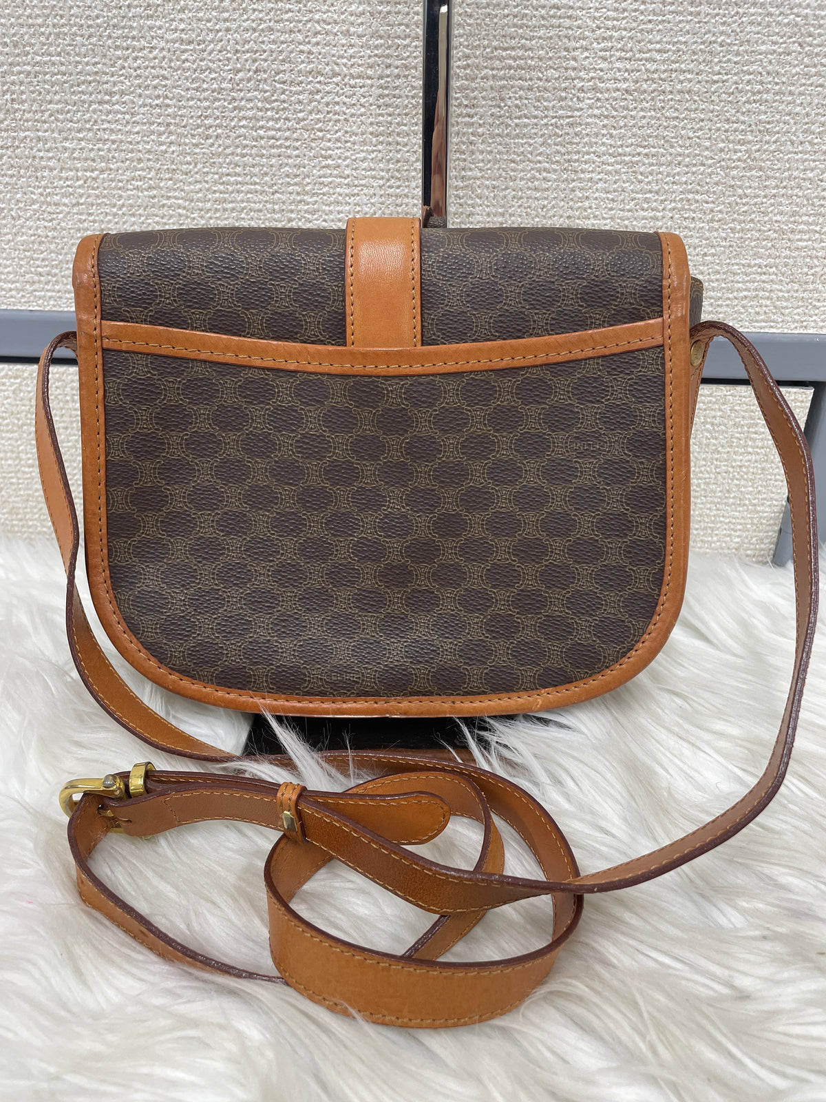 Celine Brown Shoulder Bags A-18395