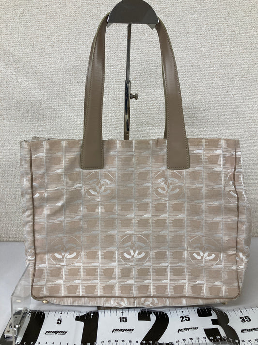 Chanel Pink Tote Bags A-18498