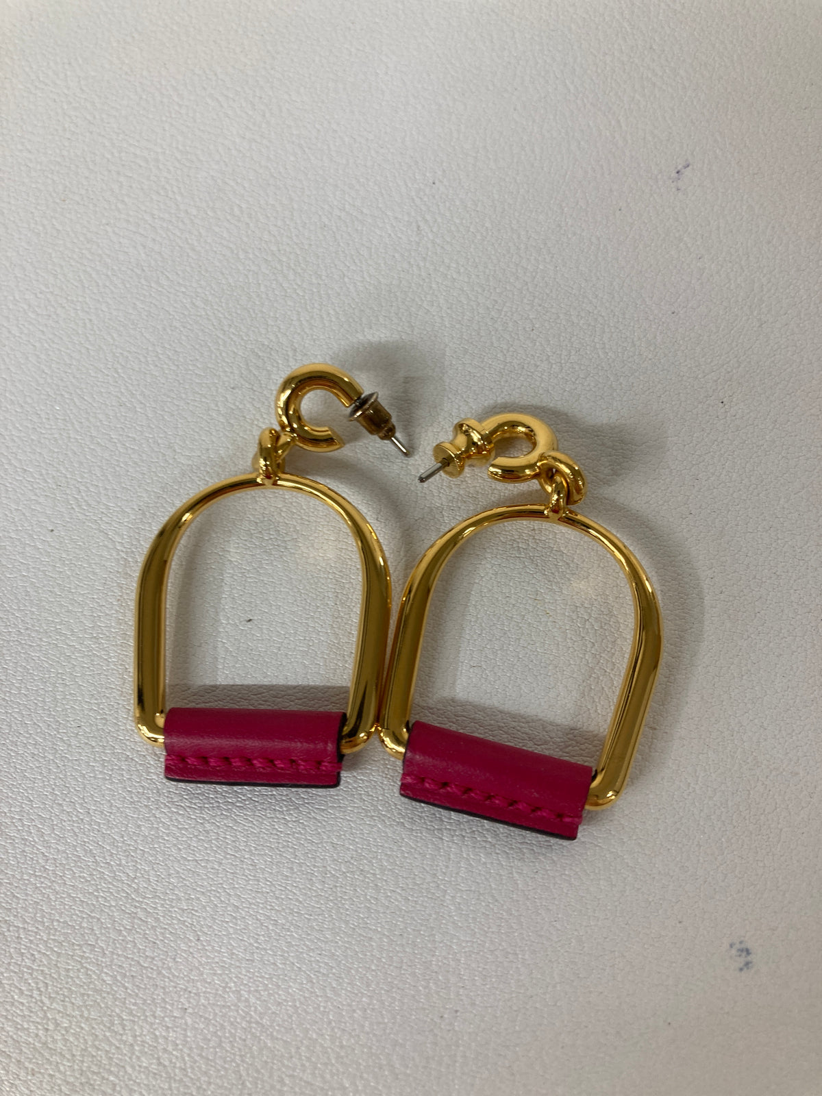 Hermes Pink Earrings A-18518
