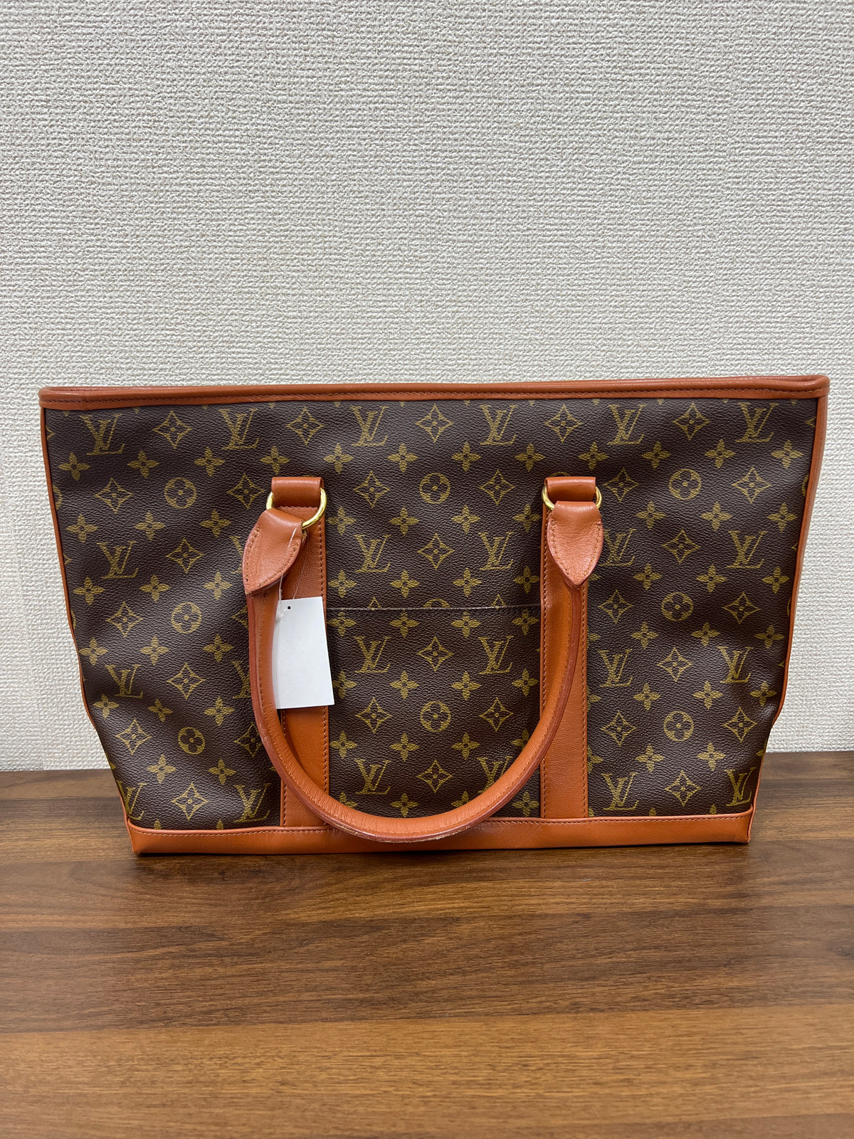 Louis Vuitton Brown Tote Bags A-18542