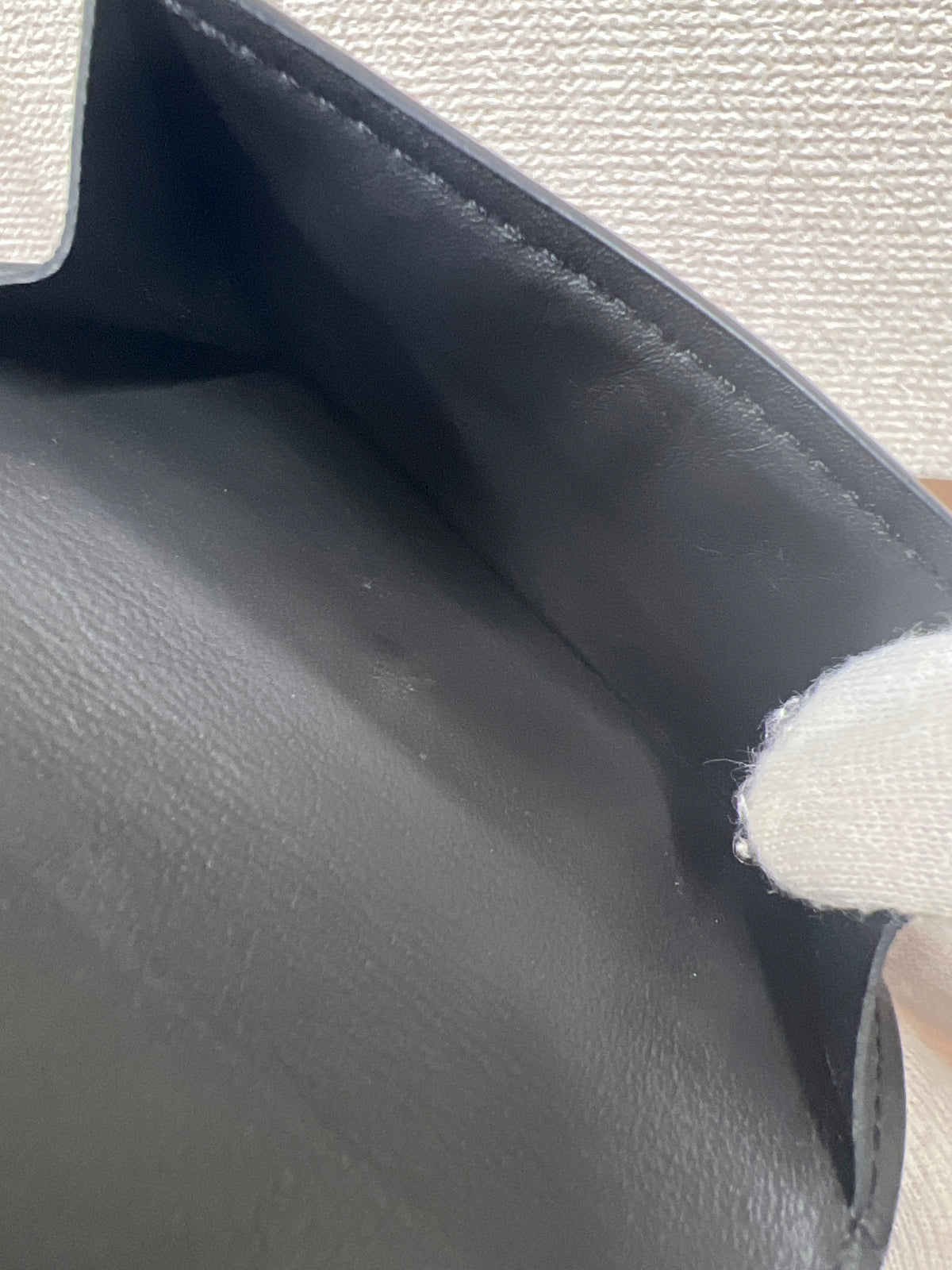 Louis Vuitton Gray Wallets A-18556