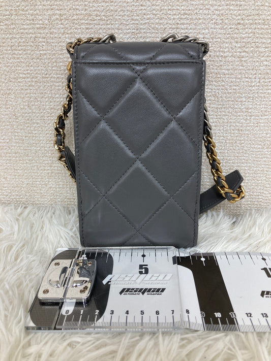 Chanel Gray Shoulder Bags A-18559