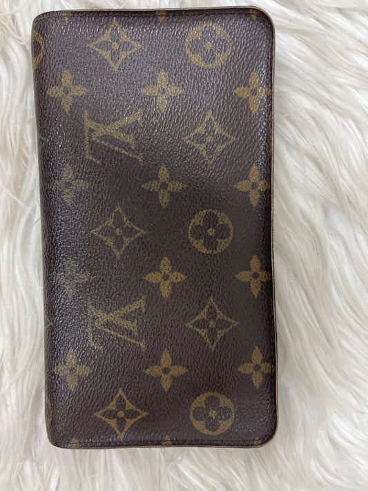 Louis Vuitton Brown Wallets A-18586