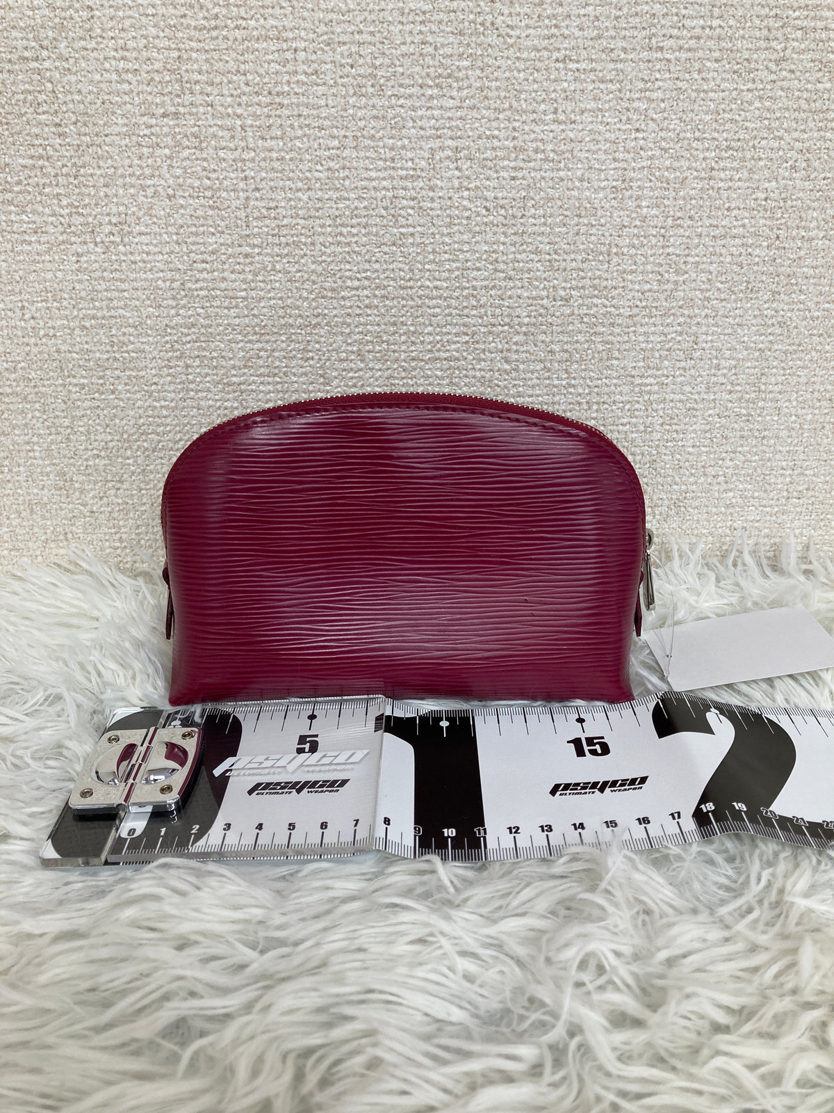 Louis Vuitton Pink Pouches A-18681