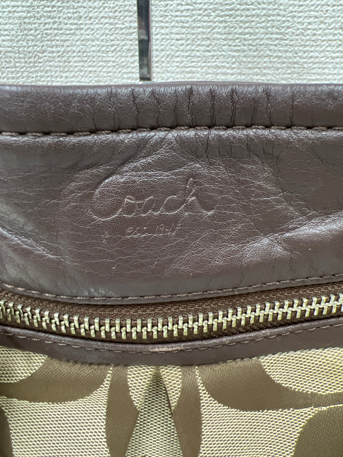 Coach Beige Shoulder Bags A-18783