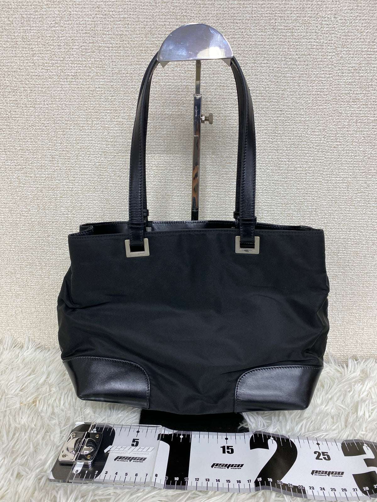 Prada Black Handle Bags A-18841