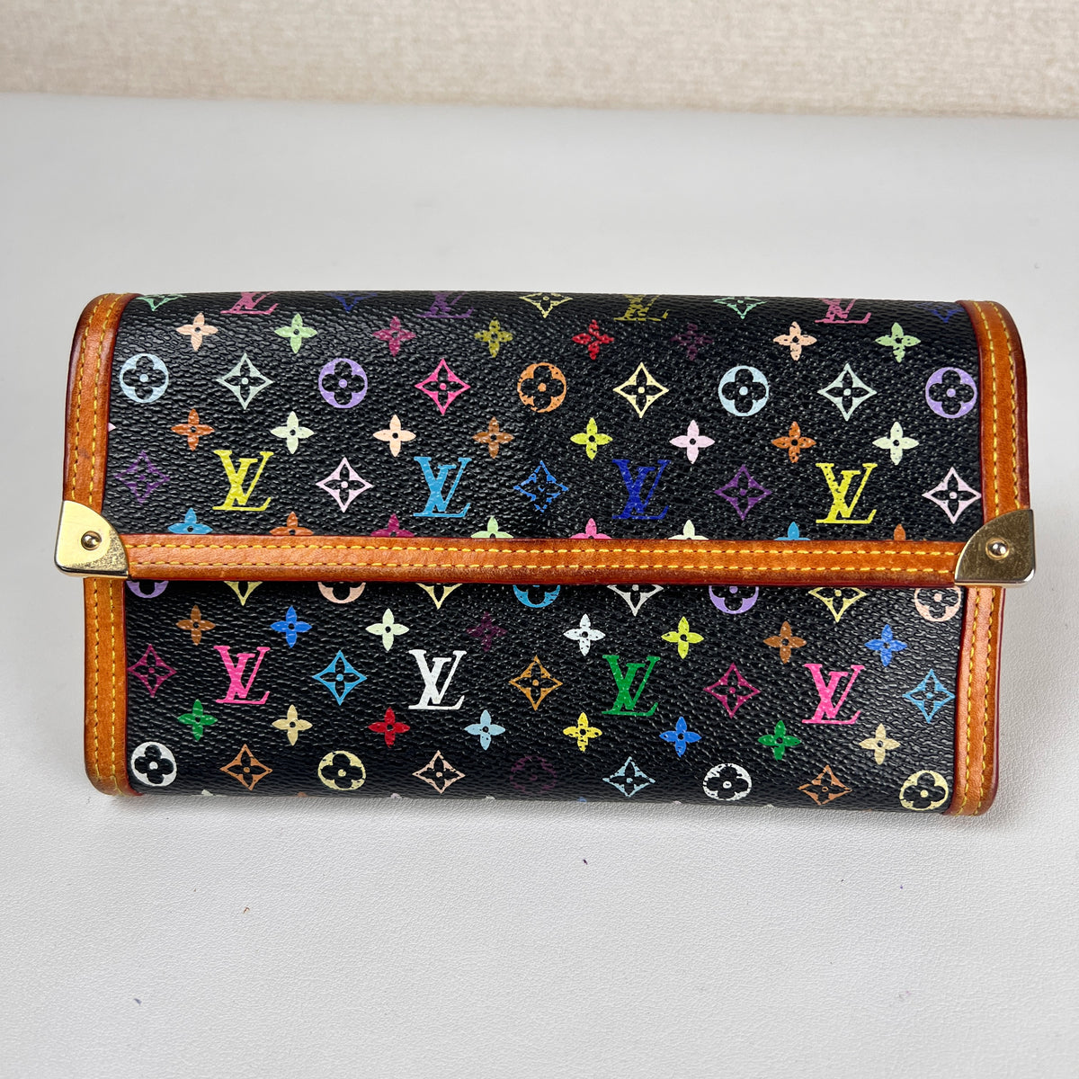 Louis Vuitton Multicolor Wallets A-19024