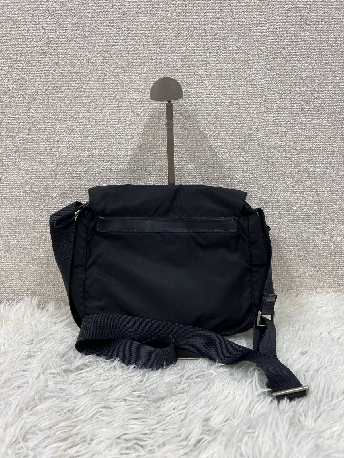Prada Black Shoulder Bags A-19044