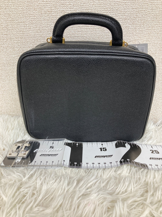 Chanel Black Shoulder Bags A-19089