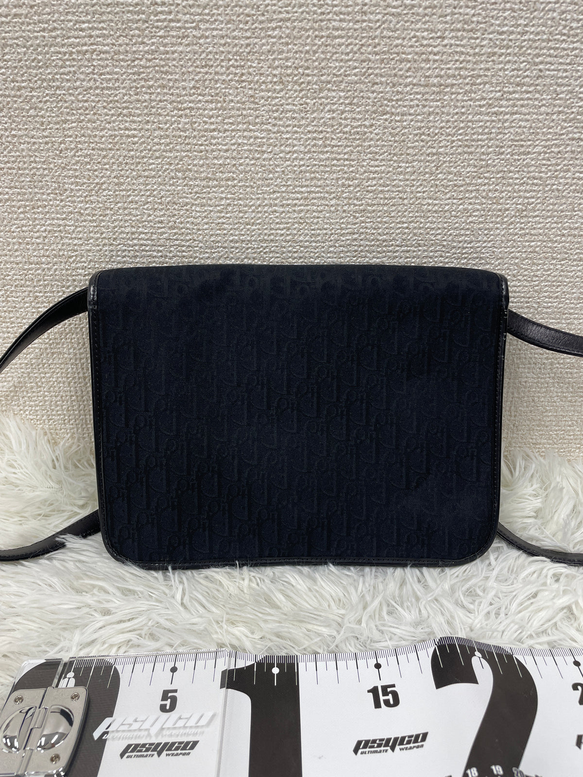 Dior Black Shoulder Bags A-19142
