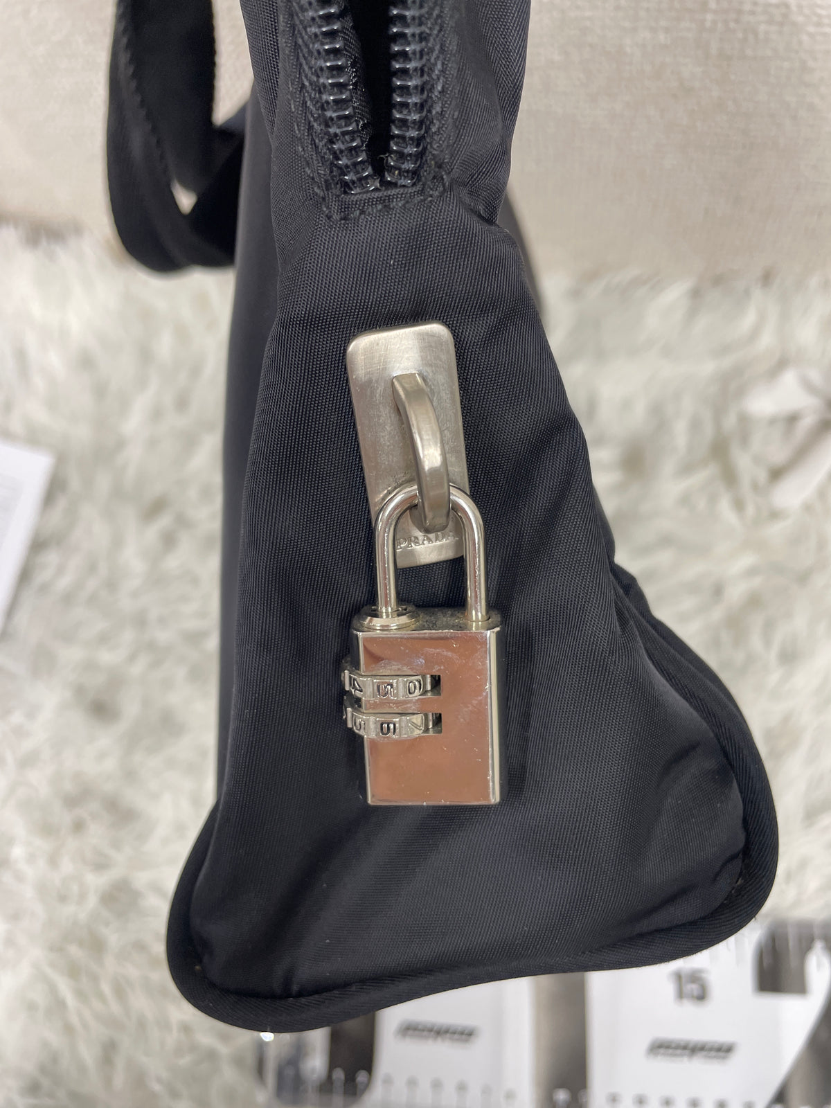 Prada Black Handle Bags A-19158