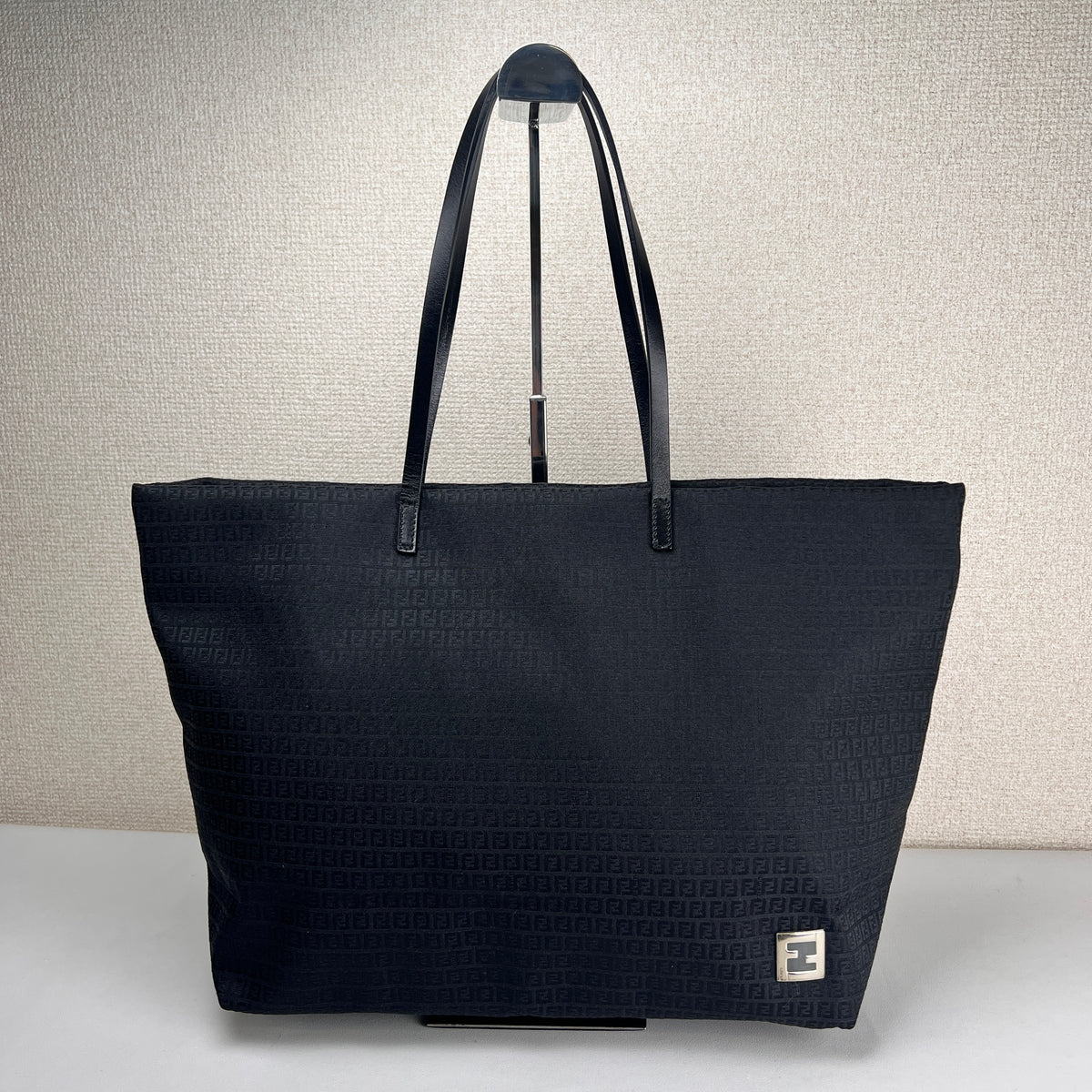 Fendi Black Tote Bags A-19254
