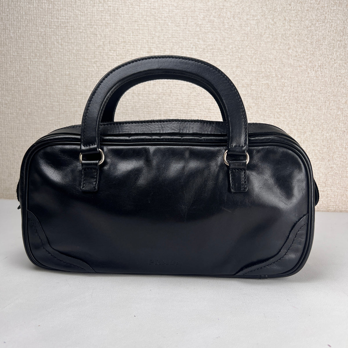 Prada Black Handle Bags A-19259