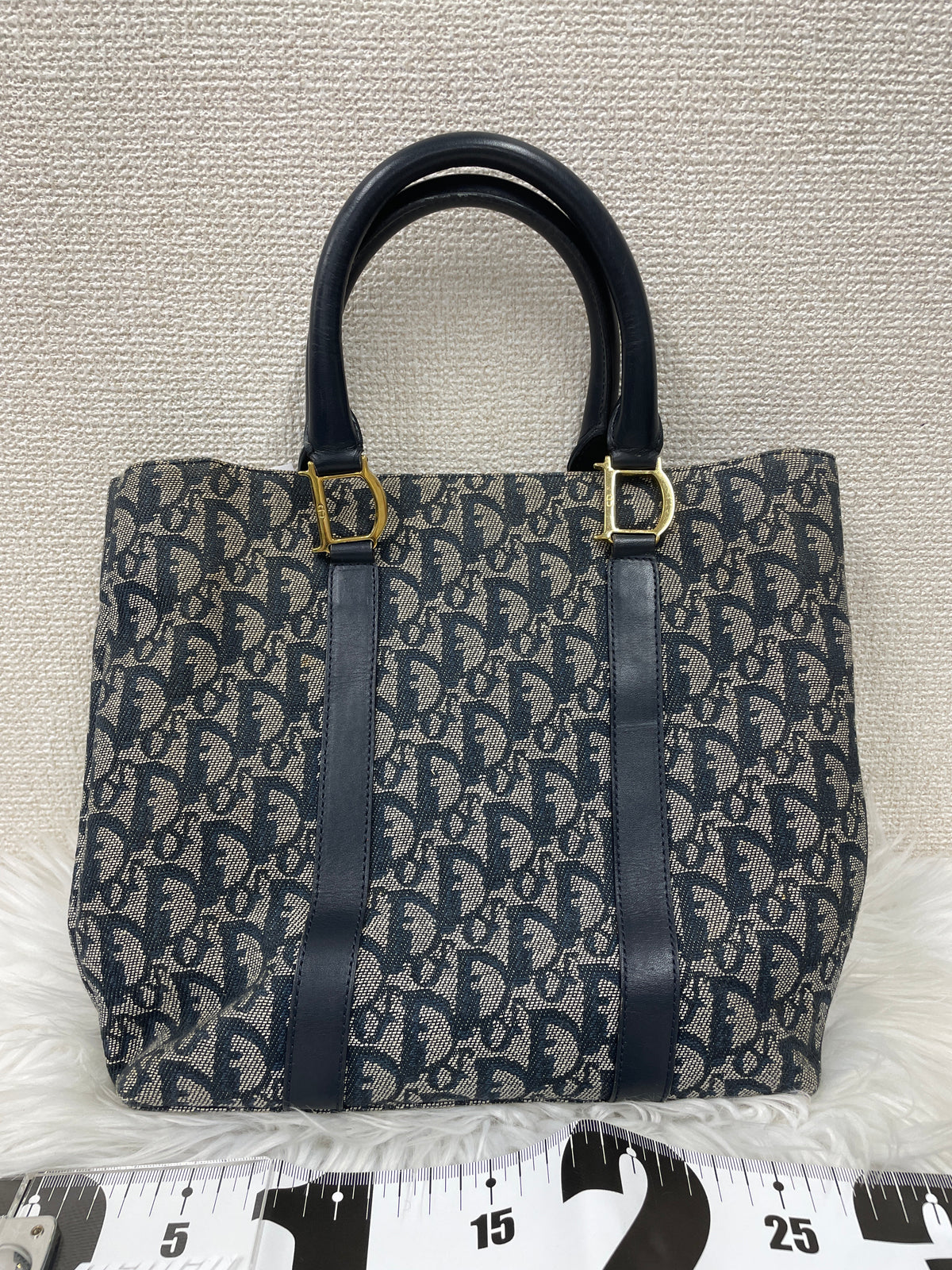 Dior Tote Bags A-19346