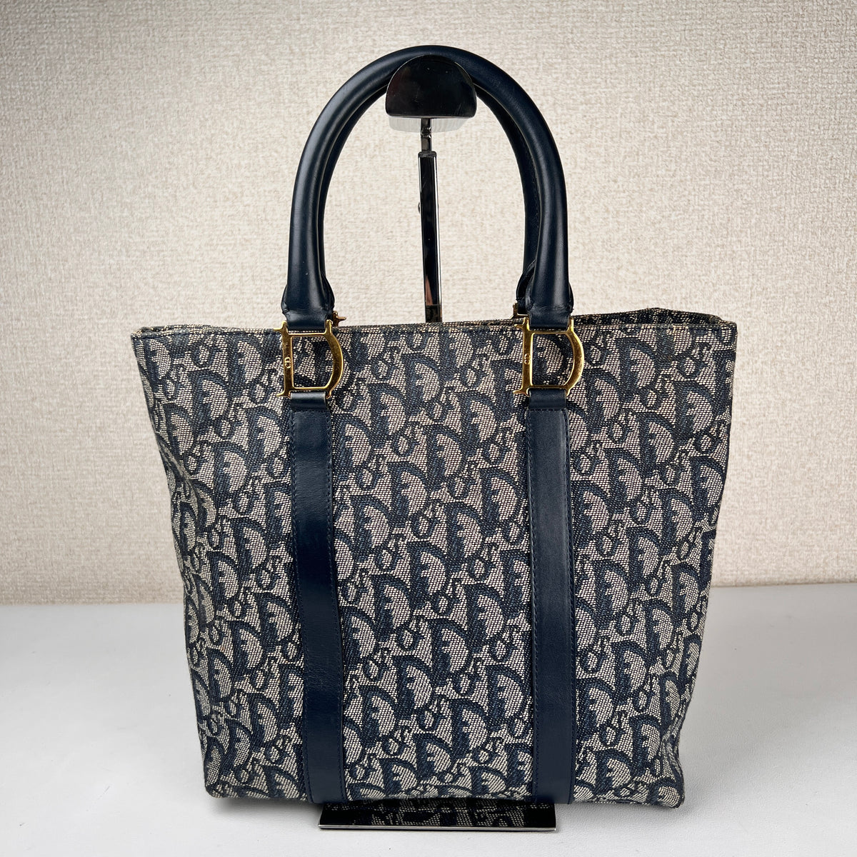 Dior Tote Bags A-19346