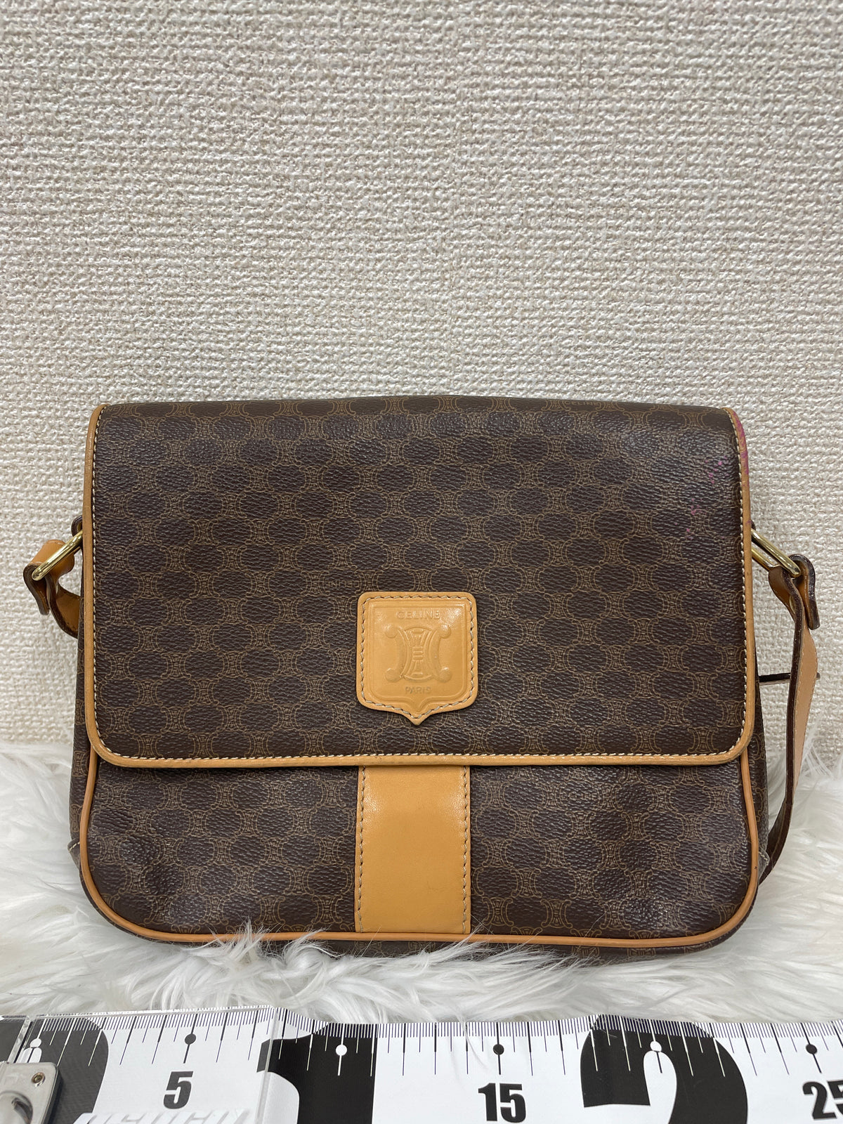 Celine Brown Shoulder Bags A-19381