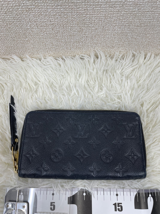 Louis Vuitton Wallets A-19690
