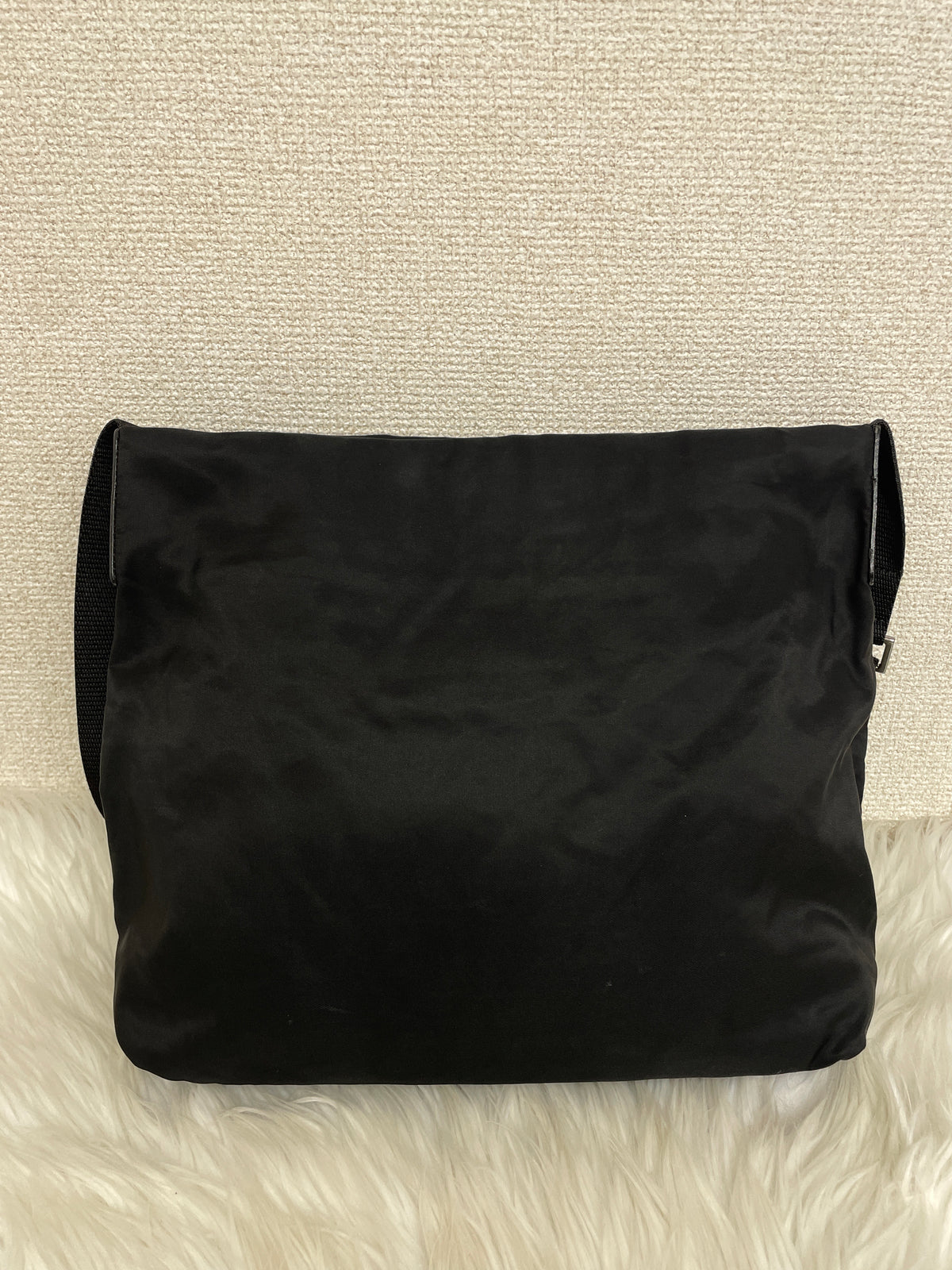 Prada Black Shoulder Bags A-19710
