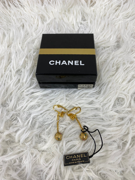 Chanel Gold Earrings A-19726
