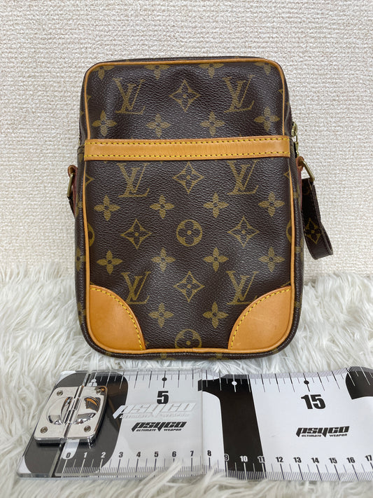 Louis Vuitton Brown Shoulder Bags A-19762