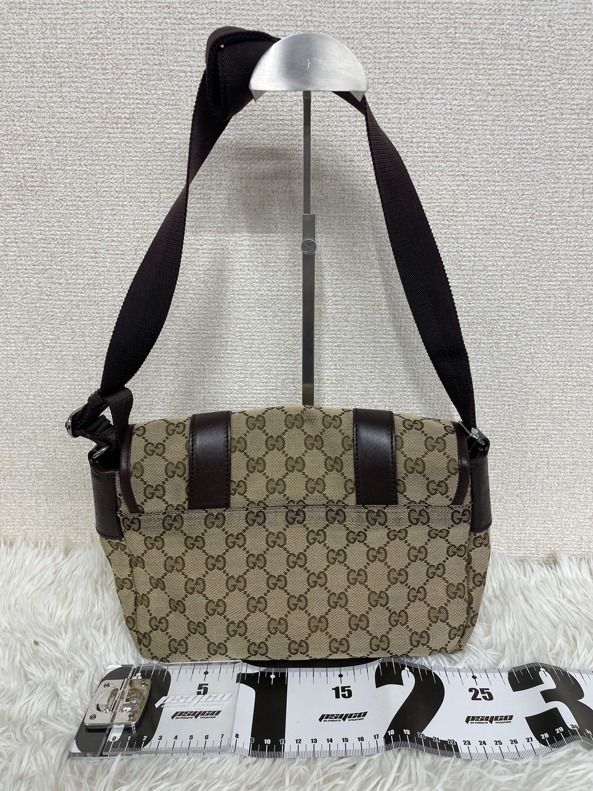 Gucci Beige Shoulder Bags A-19778