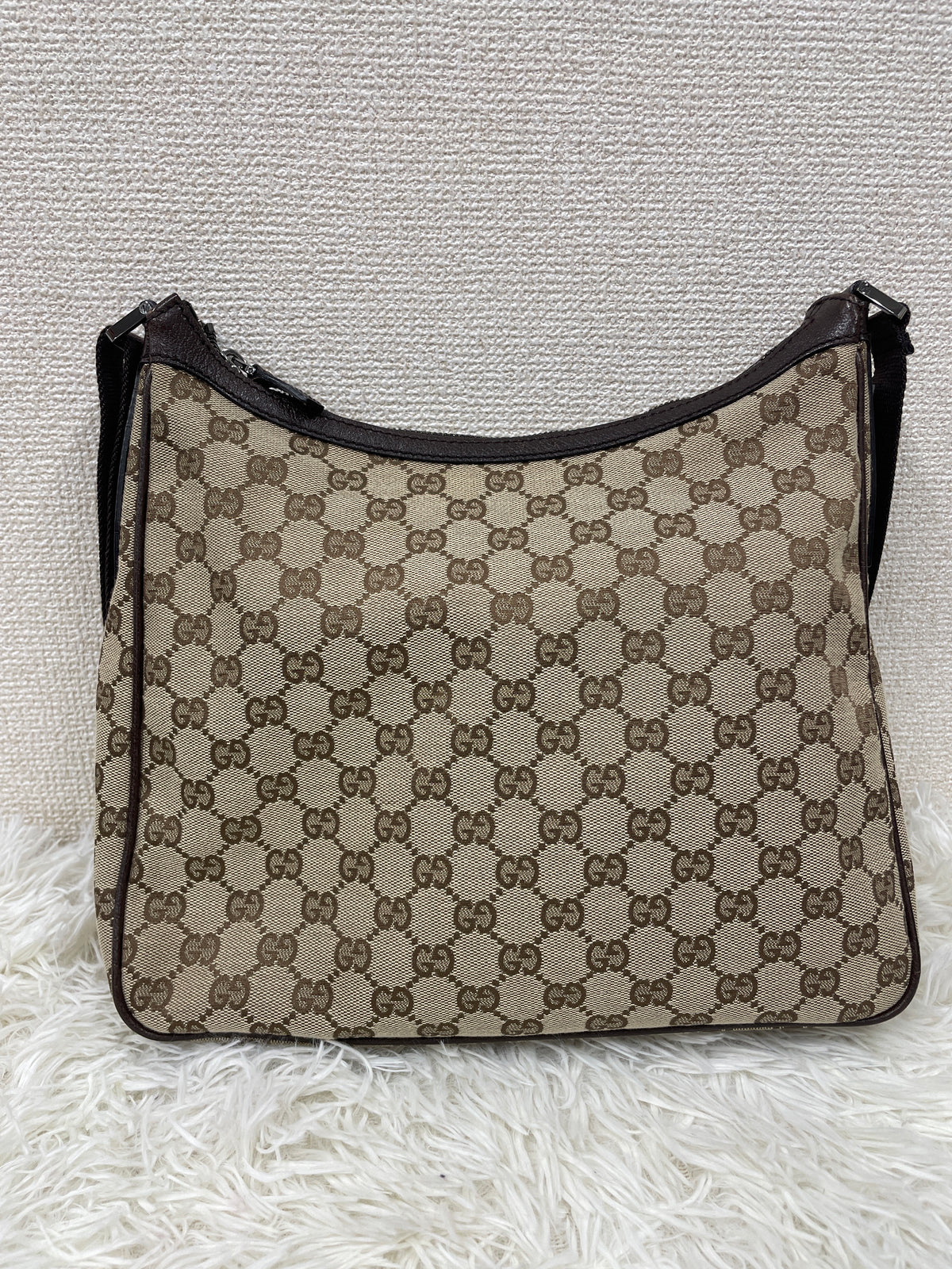 Gucci Shoulder Bags A-19820
