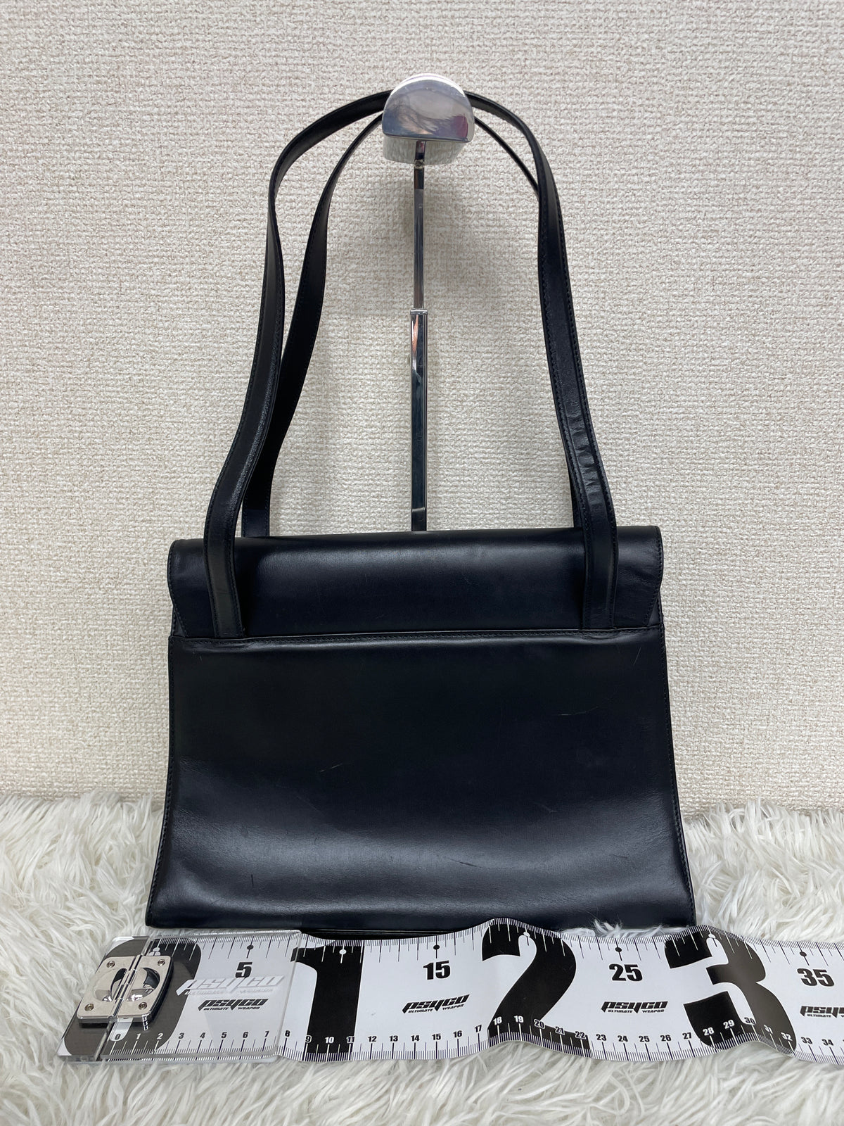 Ferragamo Black Handle Bags A-19828