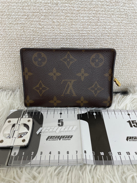 Louis Vuitton Brown Wallets A-19834