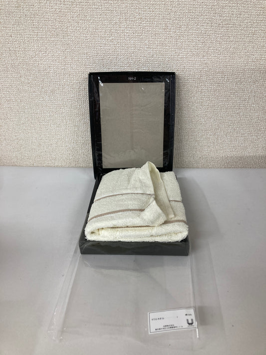 Saint Laurent White Small goods A-19918