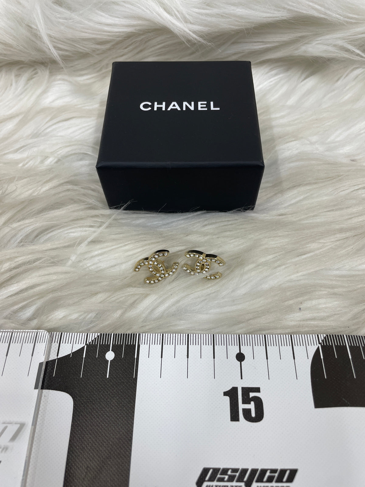 Chanel Gold Earrings A-20008
