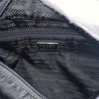 Prada Black Handle Bags A-16670
