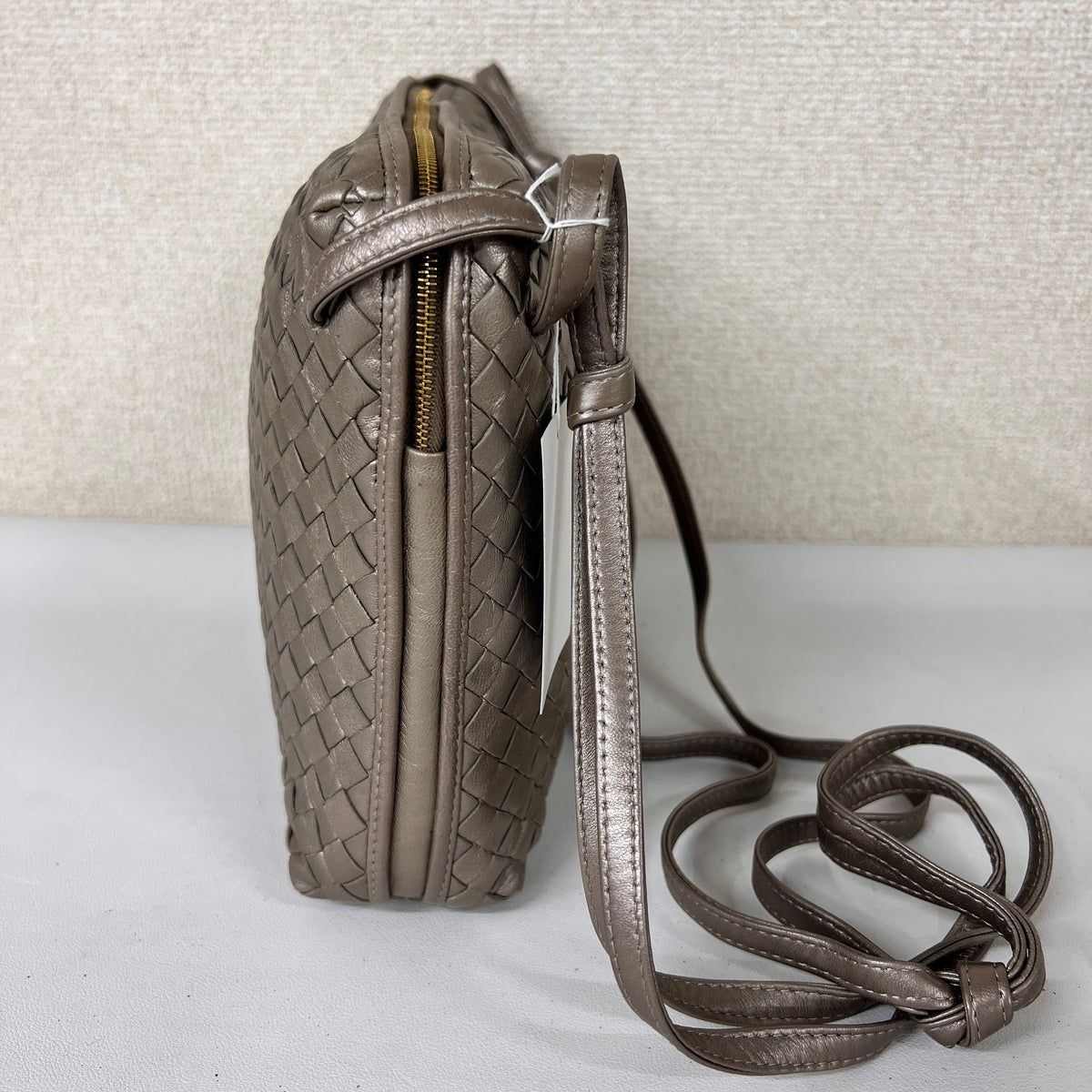 Bottega Veneta Silver Shoulder Bags A-16836