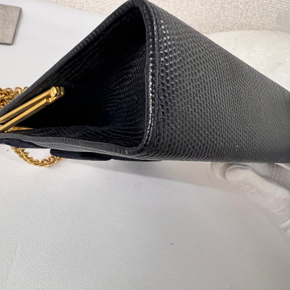 Ferragamo Navy Shoulder Bags A-16446
