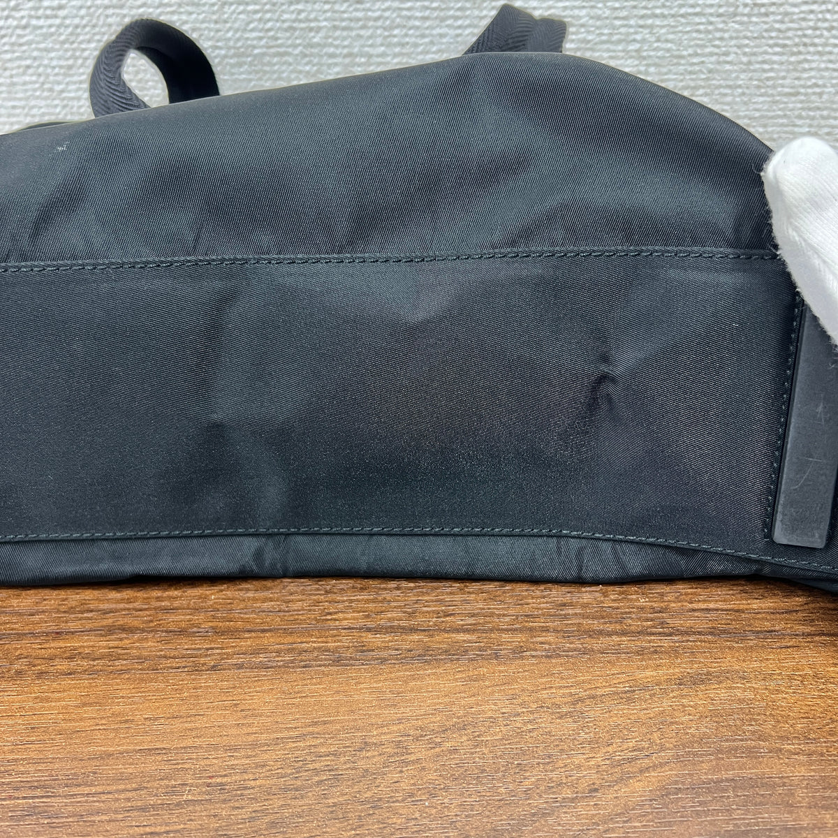 Prada Black Shoulder Bags A-16920