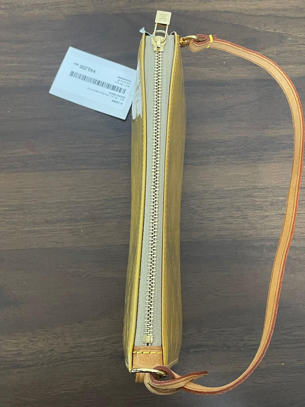 Louis Vuitton Yellow Handle Bags A-15069