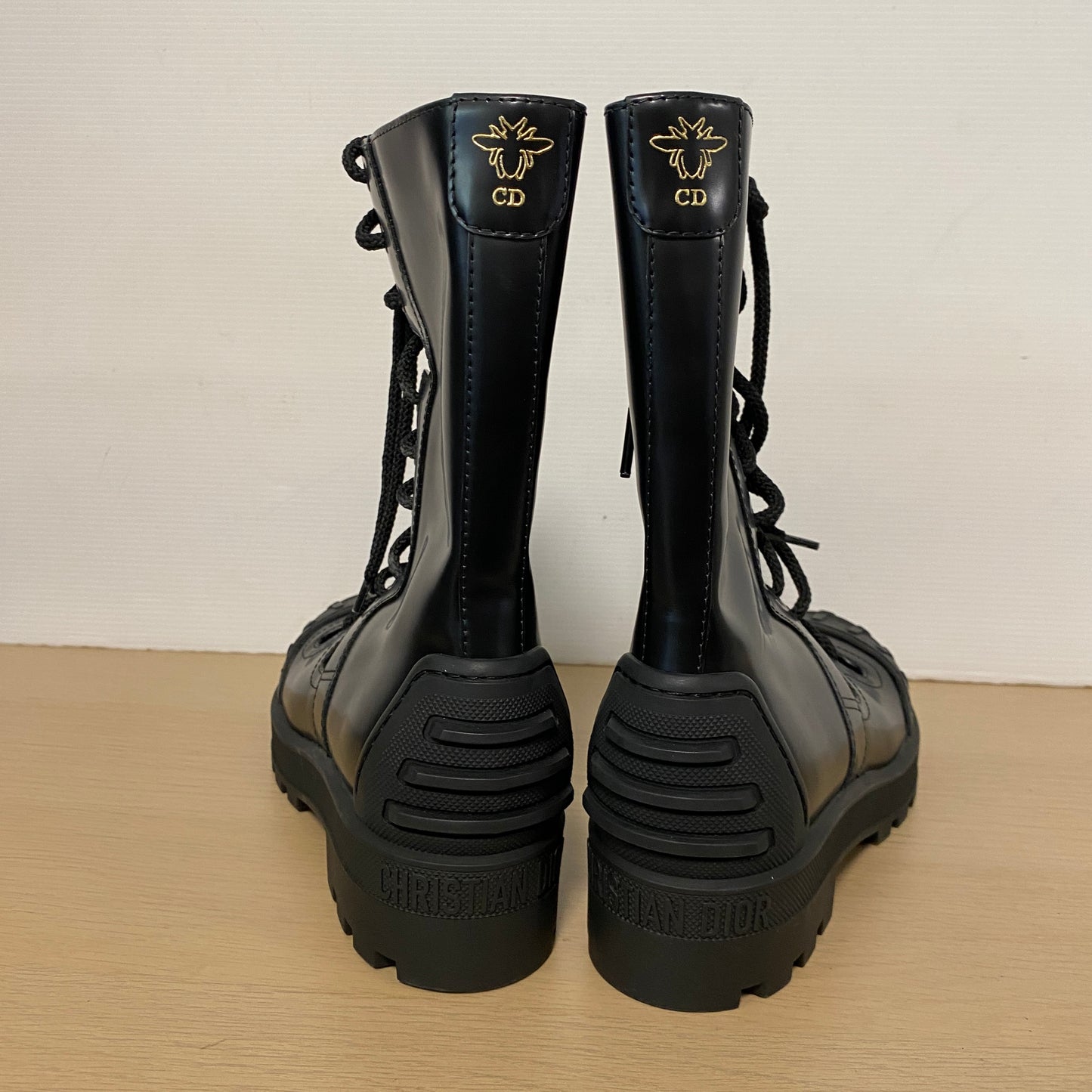 A-9000