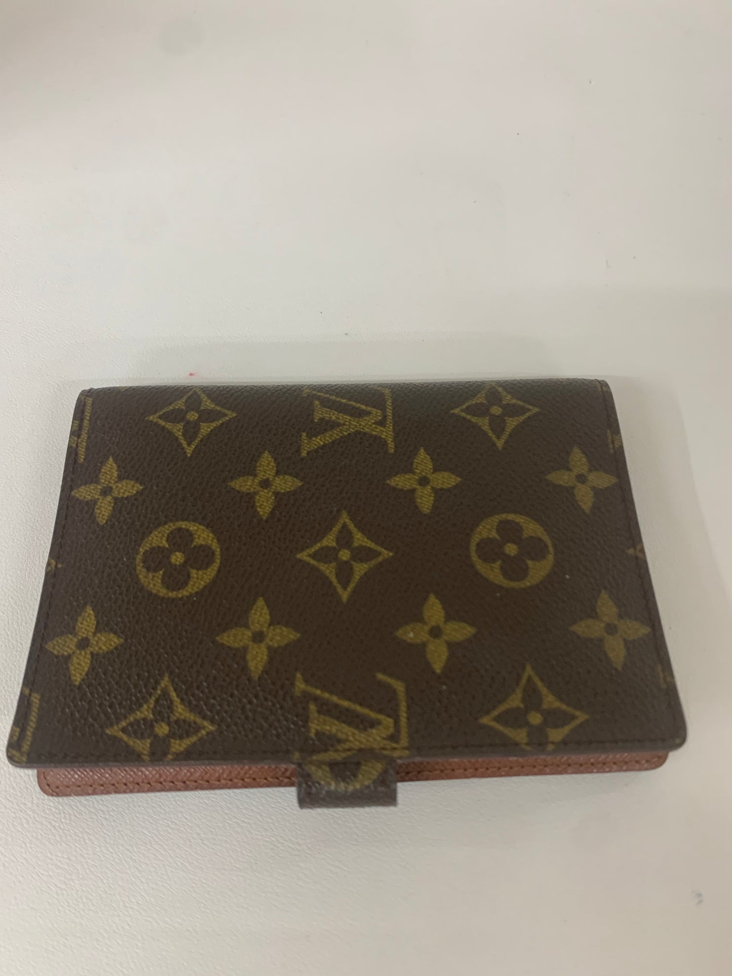 Louis Vuitton Brown A-17326