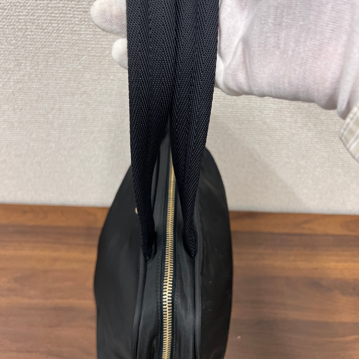 Prada Black Shoulder Bags A-16920