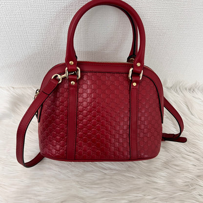 Gucci A-11930