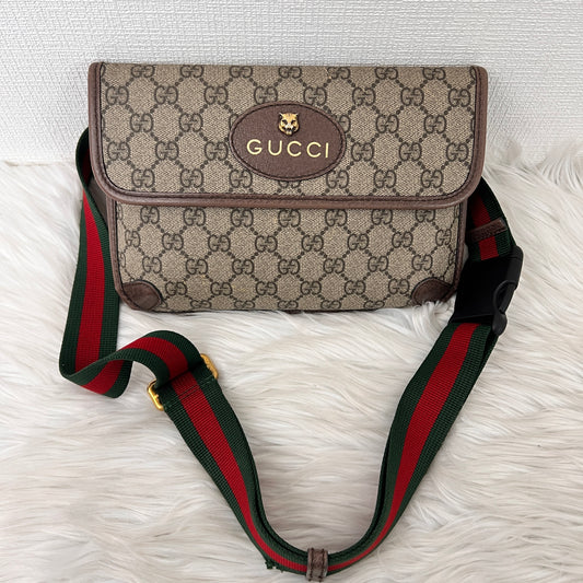 Gucci A-11970