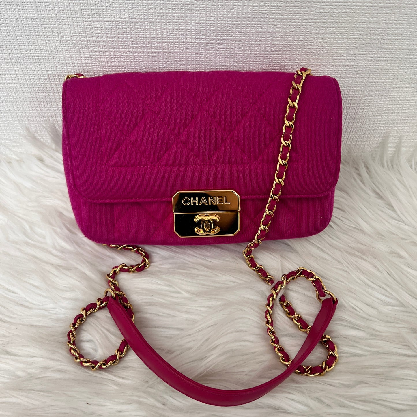 Chanel A-12418