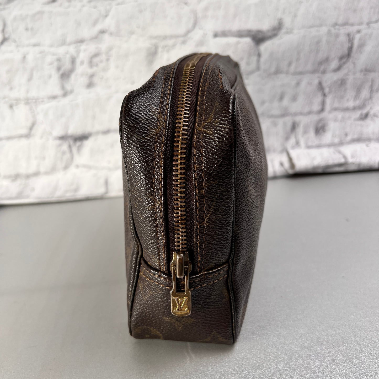 Louis Vuitton Brown Wallets A-13593