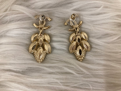 Chanel Gold Small goods A-13635