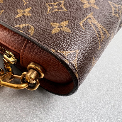 Louis Vuitton Brown A-13843
